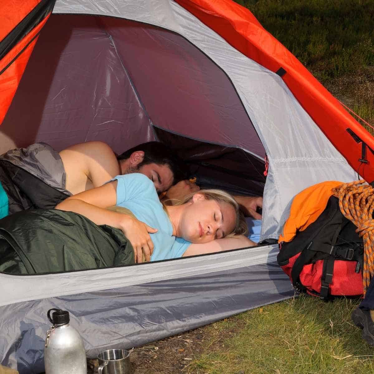 смотреть геев в палатке фото 57
